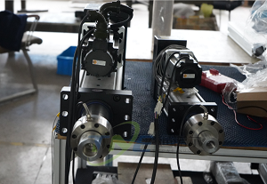 为了更高的工作效率，使用电动缸来提工作精确度